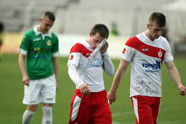 Dawid Sarafiński wystąpił w meczu z Pogonią Grodzisk Mazowiecki na własną odpowiedzialność. W związku z urazem nie powinien był pojawić się na boisku.