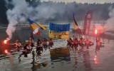 Manifestacja na Golejowie. Grupa morsów ze Staszowa wspierała Ukrainę (ZDJĘCIA, WIDEO)
