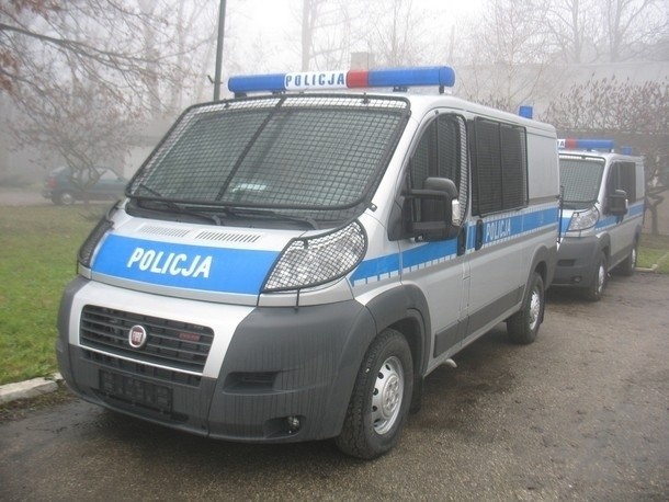 Samochody policji Fiat Ducato