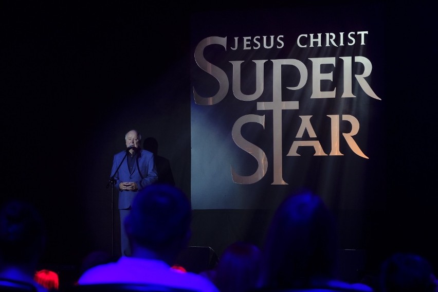 Słynny musical "Jesus Christ Superstar" w wykonaniu Teatru...