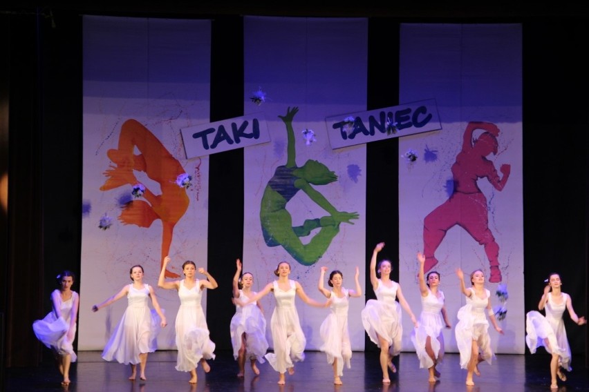 Na scenie Oświęcimskiego Centrum Kultury wystąpiło ponad 1600 tancerzy