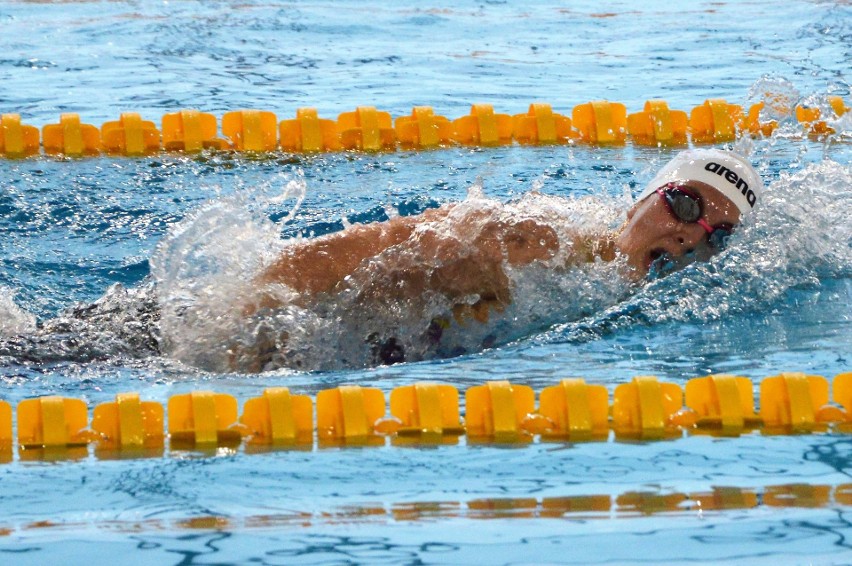 Pływanie. Marta Klimek z Unii Oświęcim w mistrzostwach Polski w Olsztynie wykonała plan z nawiązką