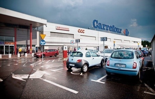 Łódź: Carrefour ukarany za sprzedaż zbyt lekkich jajek!