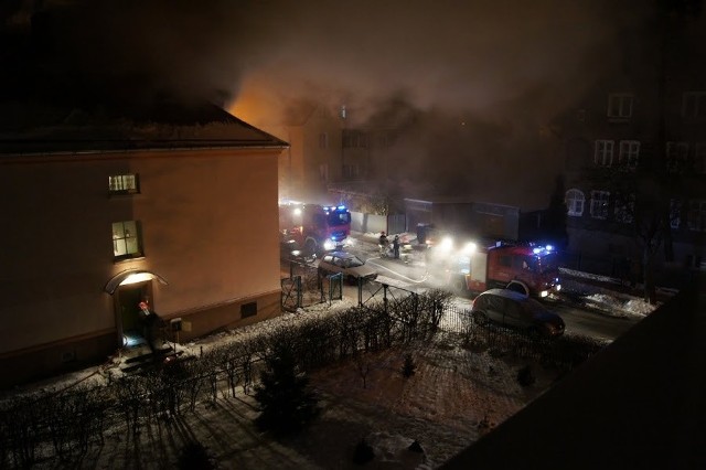 Spłonęło mieszkanie w Ustce. Zmarł mężczyznaSpłonęło mieszkanie w Ustce. Zmarł mężczyzna