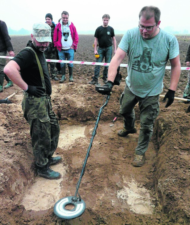 W sobotę ekshumowano szczątki żołnierza