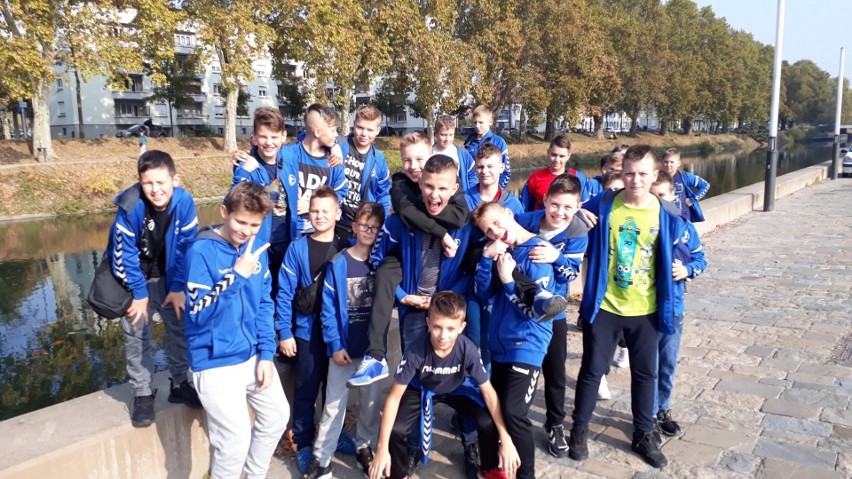 Młodzi zawodnicy VIVE Kielce uczestniczą w wyjątkowym obozie szkoleniowym w Strasburgu [ZDJĘCIA]