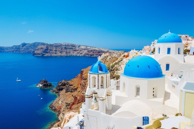 GrecjaLuksusowy hotel z widokiem na morze i wyjściem na plażę? Itaka oferuje kilka wolnych miejsc za 2000 tysiące za tydzień!