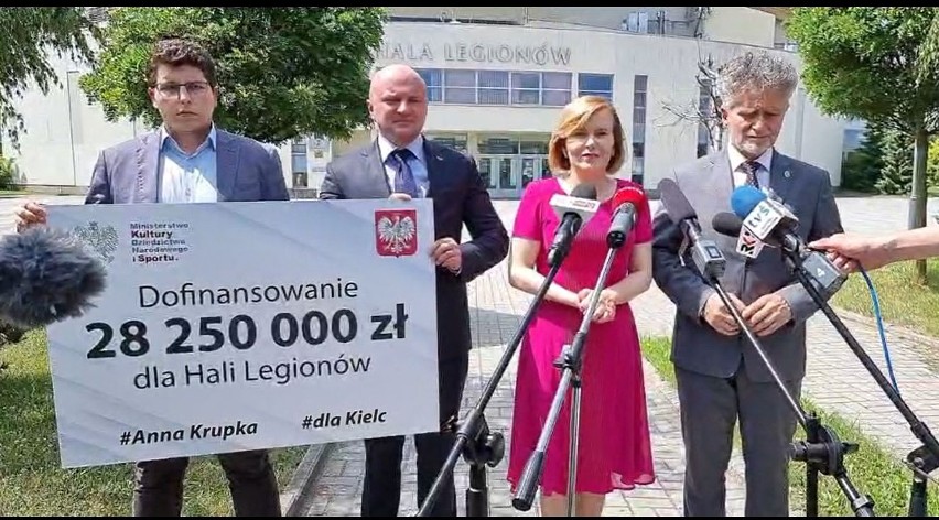 Ministerstwo Kultury, Dziedzictwa Narodowego i Sportu przekazało ponad 28 milionów na rozbudowę Hali Legionów w Kielcach [ZAPIS TRANSMISJI]