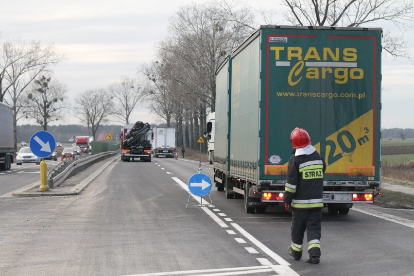 Wypadek autobusu Polbus. Wjechała w niego ciężarówka