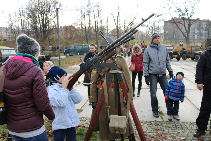 Piknik Militarny pod Szybem Prezydent w Chorzowie z okazji...