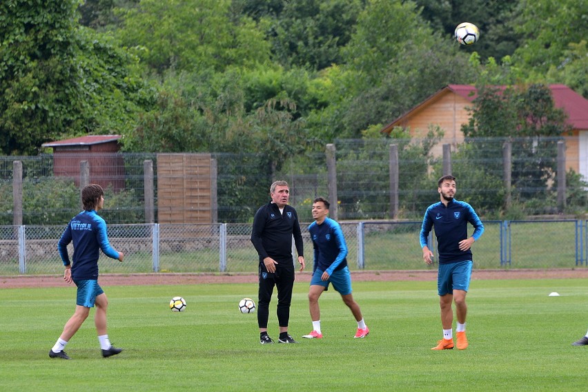 Gheorghe Hagi pracuje w Kielcach! Legendarny piłkarz a dziś trener zorganizował tu obóz swojego zespołu (WIDEO, zdjęcia)