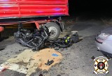 Śmiertelny wypadek w Mrowinie pod Poznaniem. Motocyklista zginął na miejscu [ZDJĘCIA]