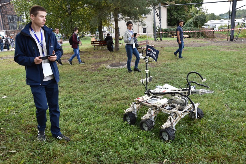 Starachowice: Rozpoczął się European Rover Challenge 2018  - największe na świecie zawody robotyczno-kosmiczne [RELACJA] 