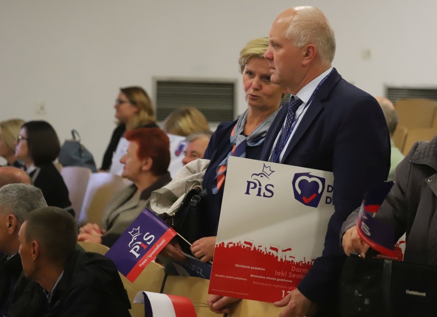 Jarosław Kaczyński przyjechał w środę do Radomia na konwencję wyborczą Prawa i Sprawiedliwości [zdjęcia]