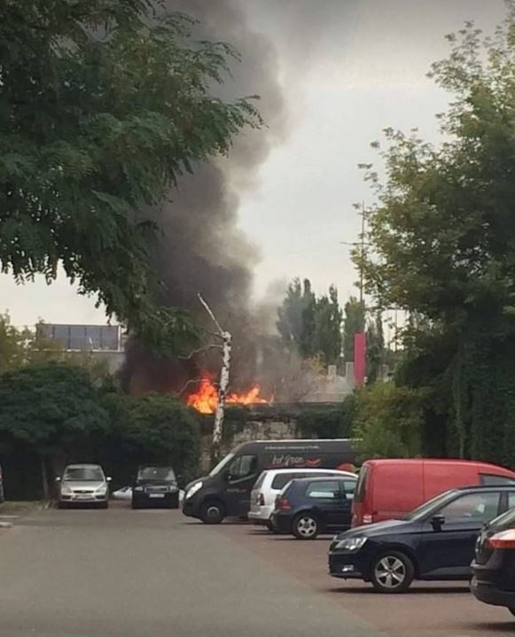 - Co się pali? - pytają mieszkańcy, których okna domów...