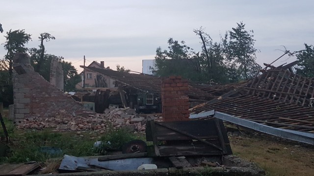 Żywioł nie oszczędza niczego. Ludzie potrzebują pomocy. Można ją nieść także w Toruniu