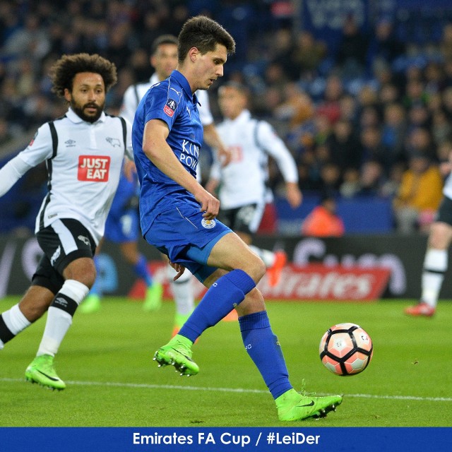 Bartosz Kapustka podczas meczu Pucharu Anglii Leicester - Derby County