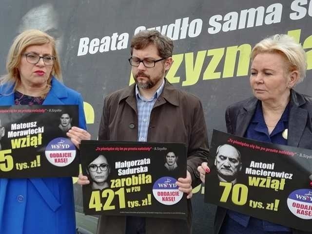 Platforma Obywatelska: „Konwój Wstydu” ma pokazać, jak jest naprawdę. Przez trzy dni po podkarpackich miastach będą jeździły billboardy