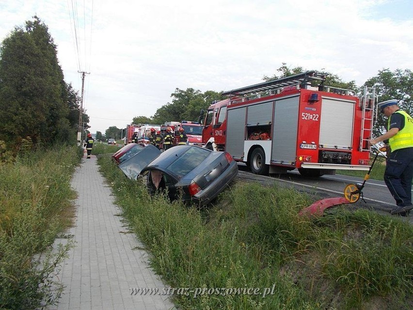 Hebdów. Wypadek na trasie Koszyce - Nowe Brzesko, 7 osób rannych