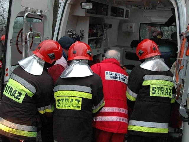 Rannych w pożarze przewieziono do szpitala w Rzeszowie.