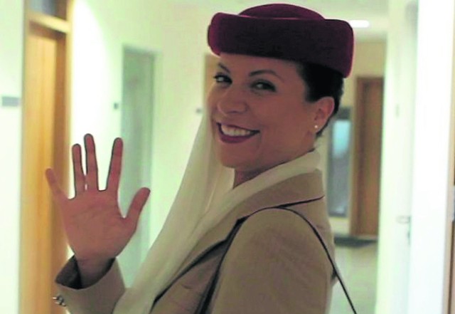 Anna Kaźmierska jest stewardesą w Emirates Airlines
