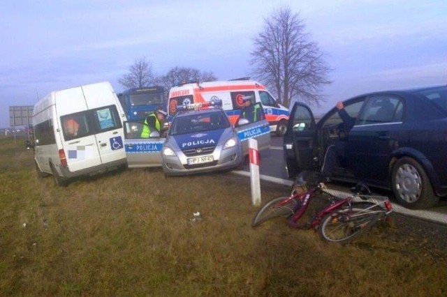 Zgłoszenie o wypadku policja otrzymała około 13.40.