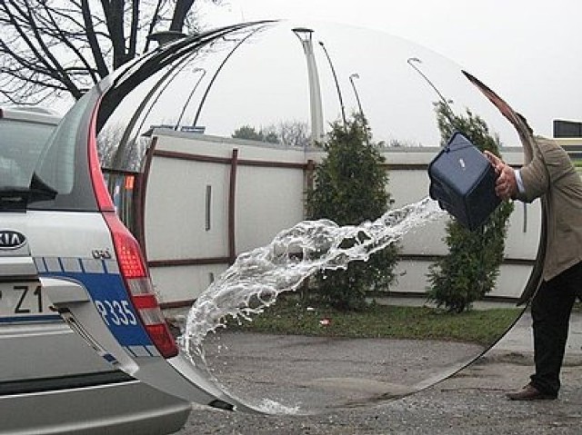 Lany poniedziałek. Policjanci przestrzegają