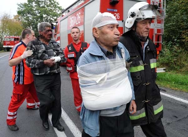 Wypadek autokaru z pielgrzymami w Dybawce k. Przemyśla