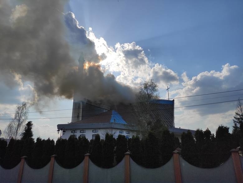 Wczoraj doszło do pożaru dachu Kościoła pw. św. Maksymiliana...