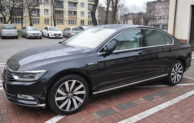 Urząd Miejski w Świętochłowicach ponownie ogłosił sprzedaż używanego samochodu służbowego byłego prezydenta