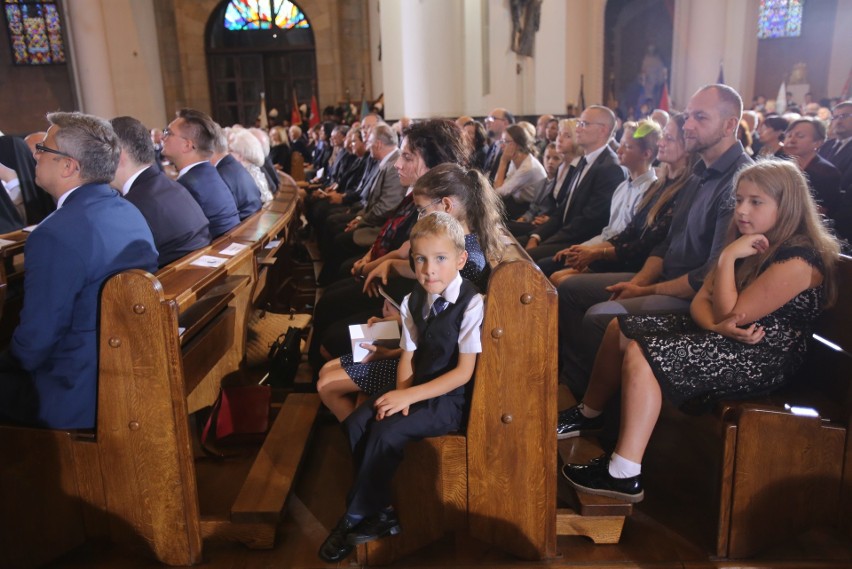 Pogrzeb arcybiskupa Szczepana Wesołego. Zmarły,, zgodnie ze...