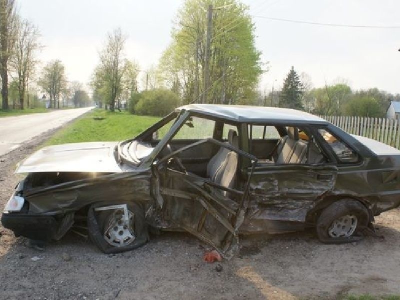 Zderzenie toyoty i poloneza
Zderzenie toyoty i poloneza