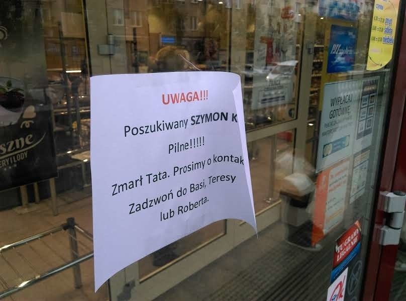 Takie ogłoszenie pojawiło się na drzwiach Delikatesów przy...