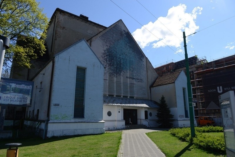 W czasie okupacji Niemcy synagogę przy Wronieckiej...