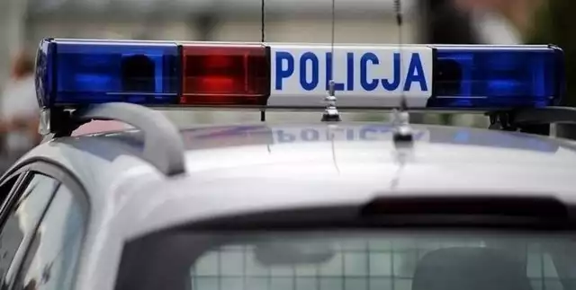 Chorzowscy policjanci zatrzymali kierowcę, który nie miał uprawnień do kierowania pojazdem oraz był nietrzeźwy.