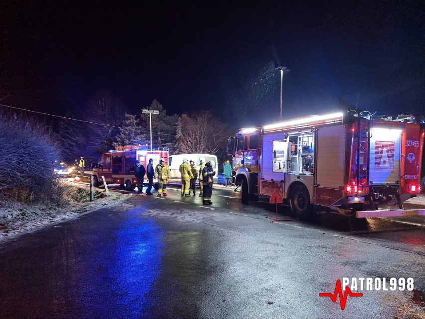 Wielmoża. Wypadek na drodze wojewódzkiej nr 794. Potrącona piesza przez pojazd dostawczy