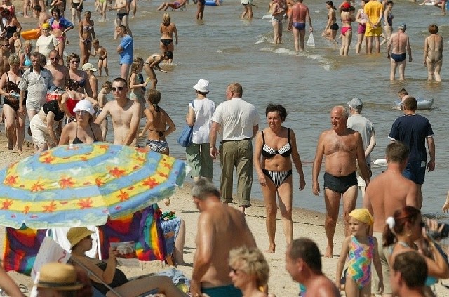 Niektórzy mówią, że piasek ze świnoujskiego terminala mógłby poszerzyć międzyzdrojską plażę o 20-30 metrów. 