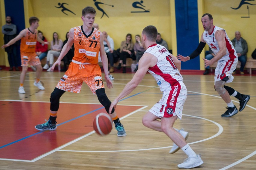 W I rundzie play-off Tur Basket pokonał zespół Energa Hutnik...