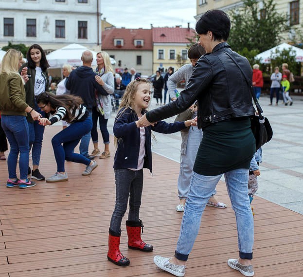 Kolejna LETNIA POTAŃCÓWKA prowadzona przez profesjonalnego...