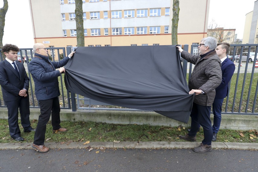 Zespół Szkół Mechanicznych w Białymstoku odsłonił...