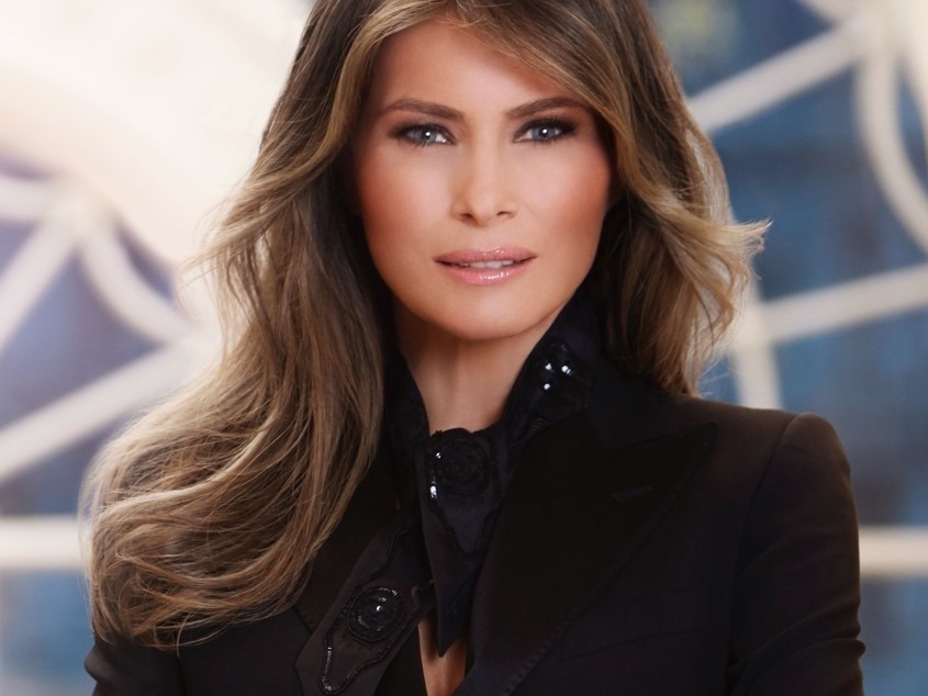 Oficjalny portret Melanii Trump, Pierwszej Damy USA....