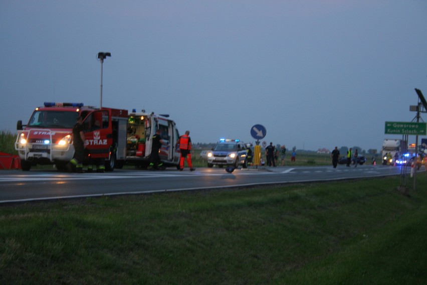 Tragiczny wypadek w Czarnowie, gm. Goworowo. Samochód...