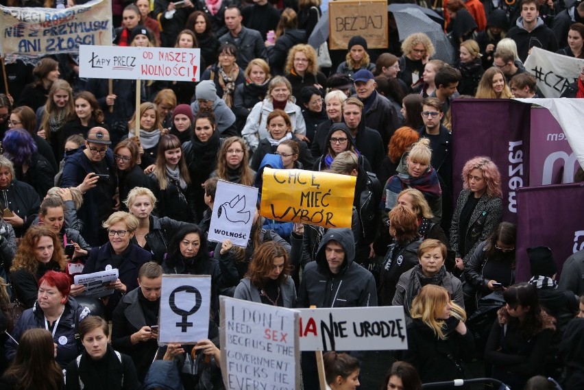 Czarny protest w Katowicach