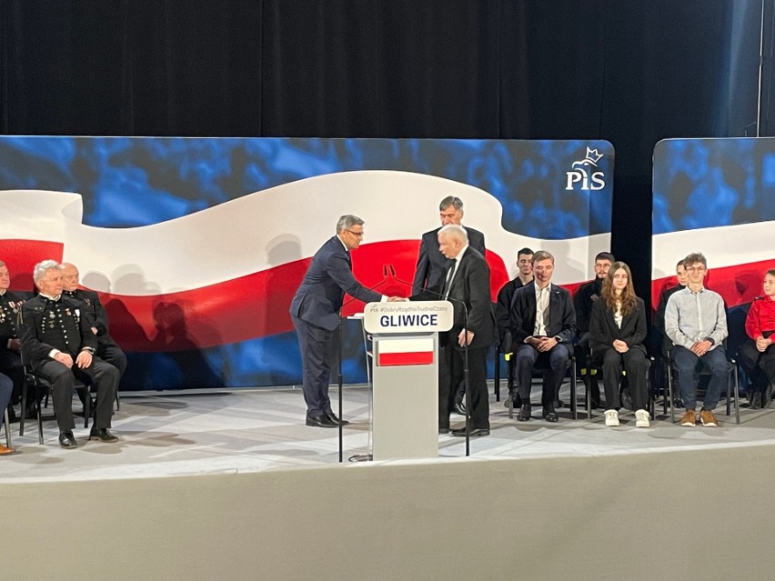 Prezes PiS Jarosław Kaczyński w Gliwicach. RELACJA WIDEO ze spotkania polityka z wyborcami 