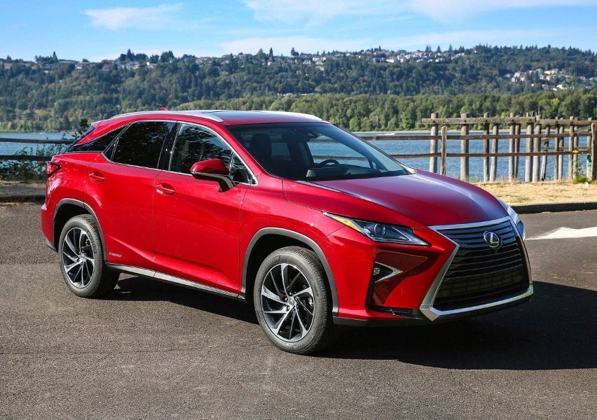 Lexus RX 450h...