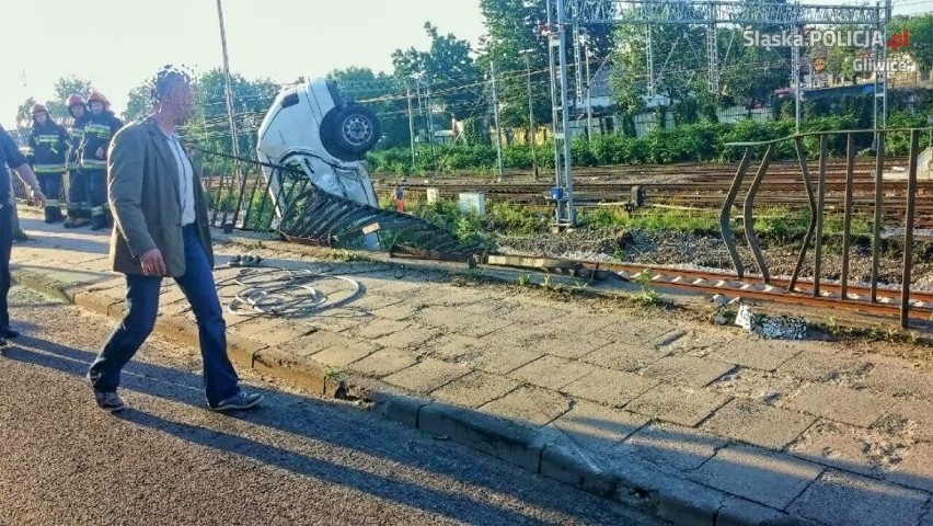 Wypadek w Gliwicach na wiadukcie.