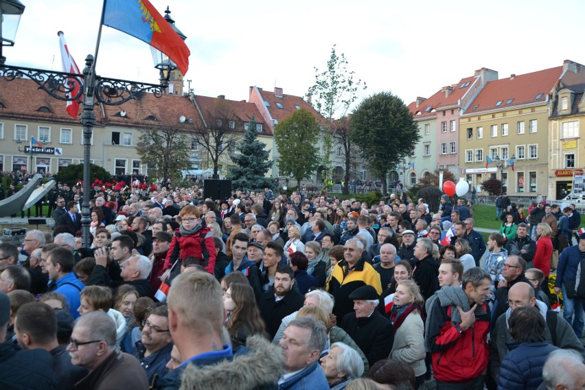 Prezydent Andrzej Duda spotkał się z mieszkańcami...