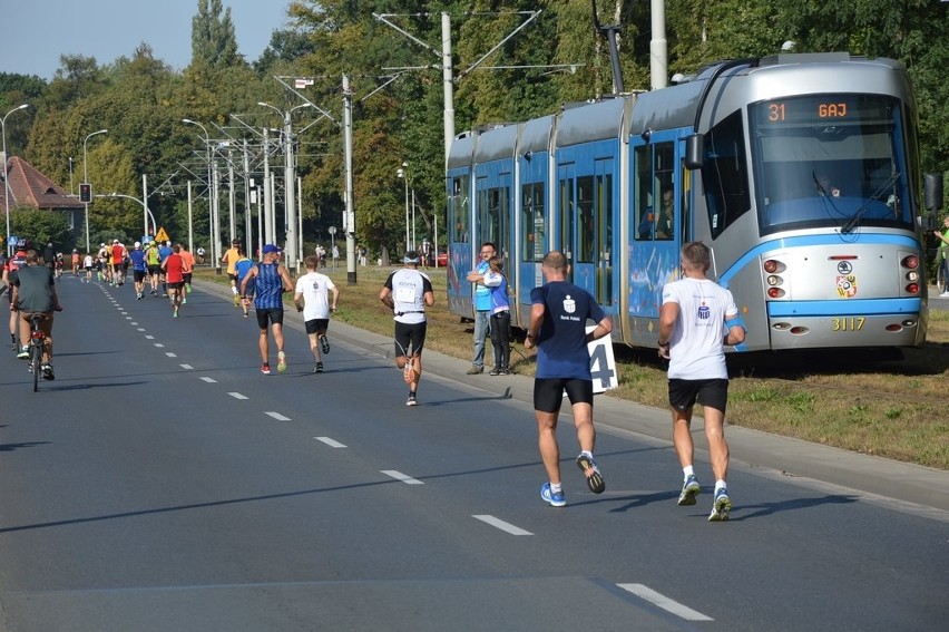 Wrocław Maraton. Zakorkowane centrum miasta (ZMIANY, ORGANIZACJA RUCHU)