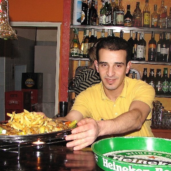 Marokańczyk Radwan Kusud (pracownik restauracji "Casablanca&#8221;) opowiedział nam, że mieszkańcy jego kraju obchodzą Nowy Rok dwukrotnie, zgodnie z kalendarzem gregoriańskim i muzułmańskim