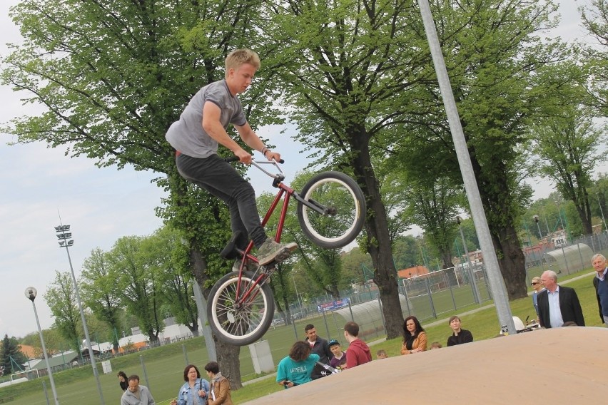 Pokaz ekstremalnej jazdy na skateparku [FOTO]